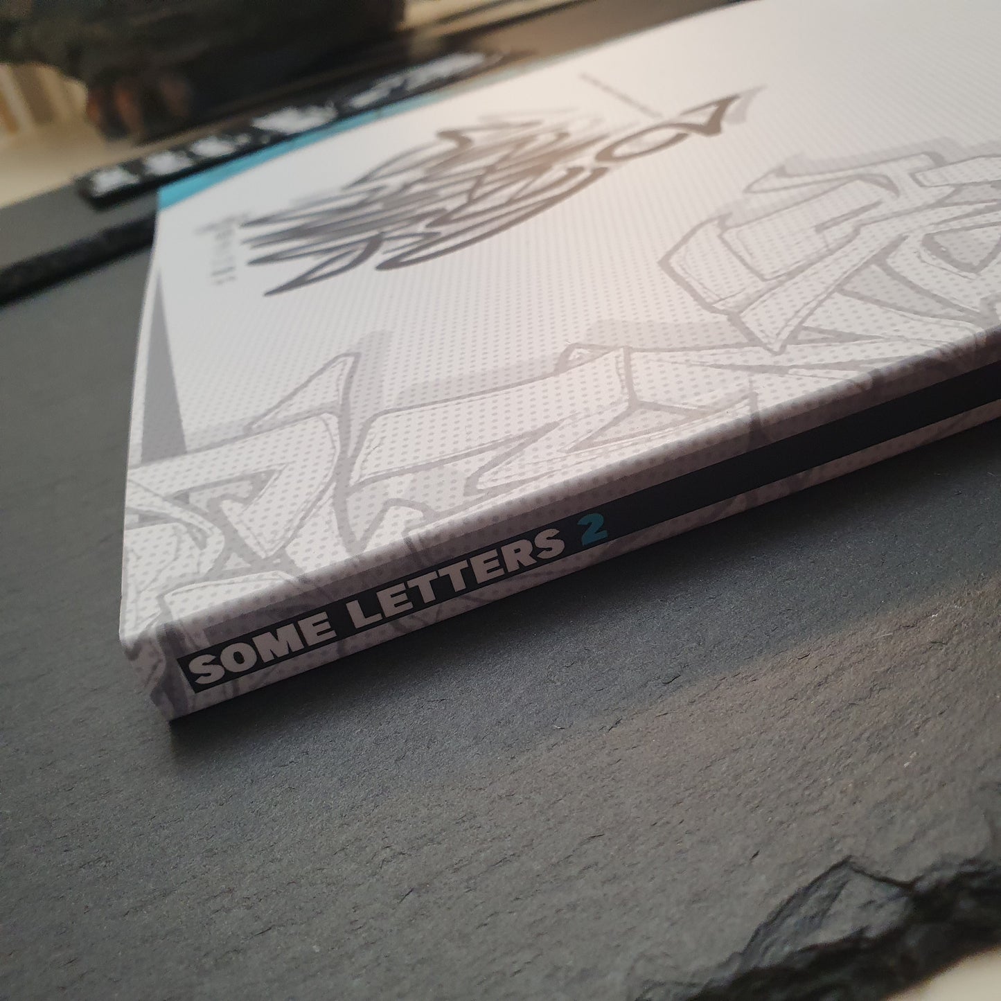 Some letters 2 - 120 pages +bonus / Letter studies and raw practice artbook.