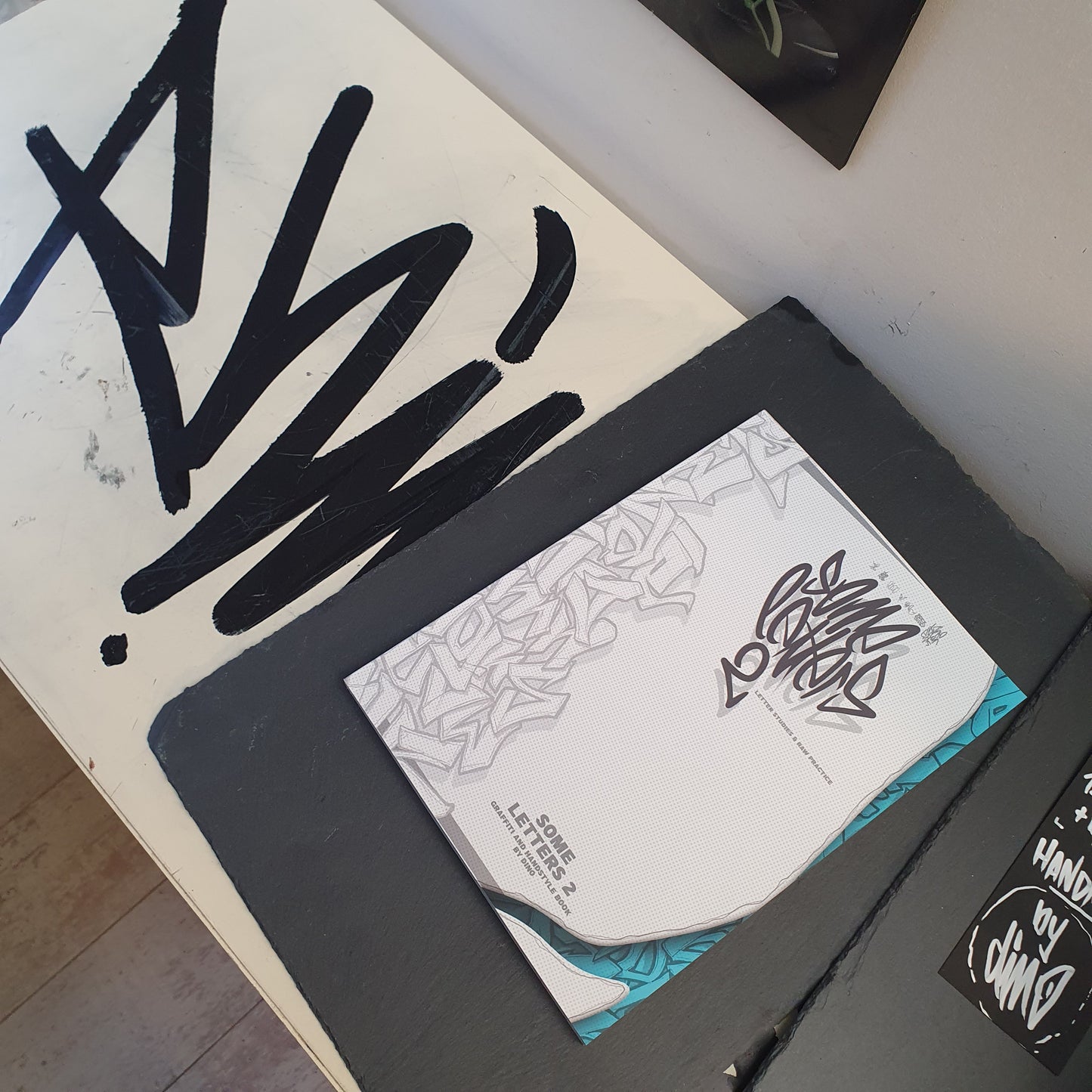 Some letters 2 - 120 pages +bonus / Letter studies and raw practice artbook.